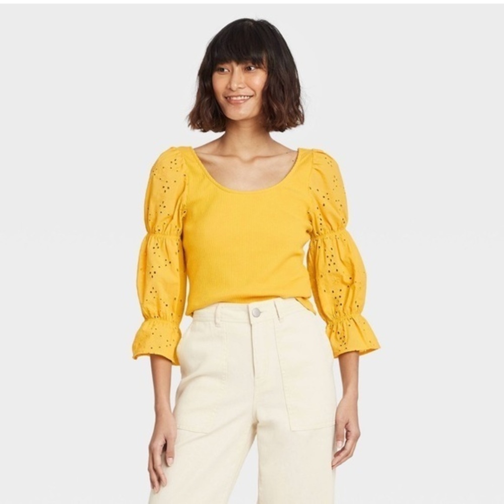 3/30 Women's Puff 3/4 Sleeve Scoop Neck T-Shirt -